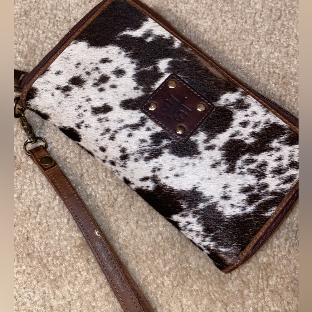 Cowhide STS wallet, clutch